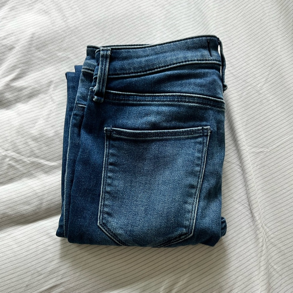 Abercrombie jegging jeans, size 2, low rise